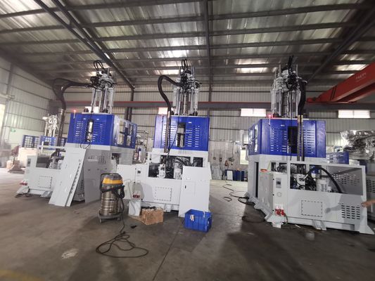 Macchina per lo stampaggio a iniezione di plastica da 250 tonnellate Verticale JTT-2500R Con luce diurna massima 650/710mm