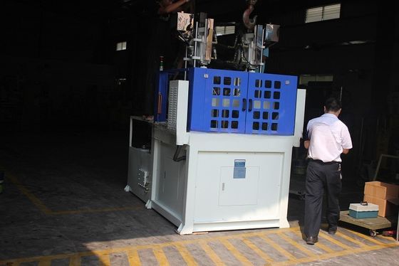 30 mm di diametro di vite Multi Color Verticale Plastic Injection Molding Machine JTT-550 2V-3R
