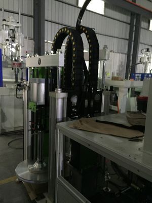 85T LSR Liquid Silicone Rubber Injection Molding Machine per impianti di produzione