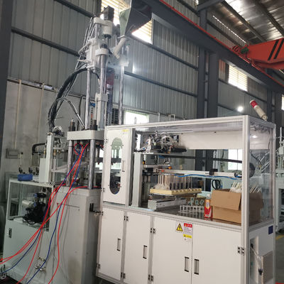 176 Cm3 Teorico Volume di colpo Dental Floss Verticale Plastic Injection Moulding Machine 55T 12kW