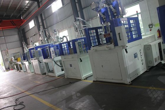 Macchina per lo stampaggio a iniezione a 160 tonnellate a tavolo rotante verticale JTT-1600R