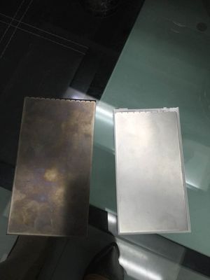 Dispositivo di stampaggio a iniezione per ventilatori di plastica da 45T