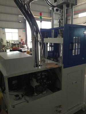 55T Alta Velocità Verticale Iniezione Stampaggio Macchina 12kW 1 anno di garanzia
