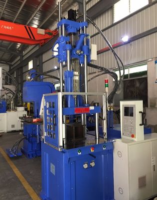 200 mm Strato d'apertura 55T macchina idraulica a iniezione verticale con 2 tavoli di lavoro