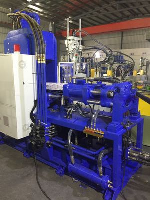 Macchina idraulica a doppio scivolo per stampaggio a iniezione 85T 267 Cm3 Volume teorico del colpo
