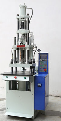 20 tonnellate ABS Hydraulic Vertical Injection Moulding Machine 260 mm Distanza tra le barre di legame