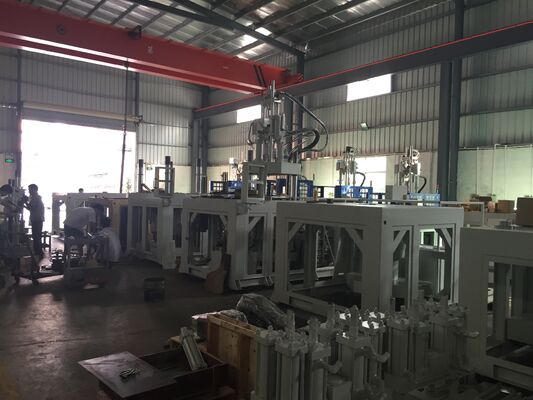 Single Shuttle Slider Hydraulic Vertical Plastic Injection Molding Machine 120T PLC Controlled PA/PC Compatibile con il marchio JINTONG